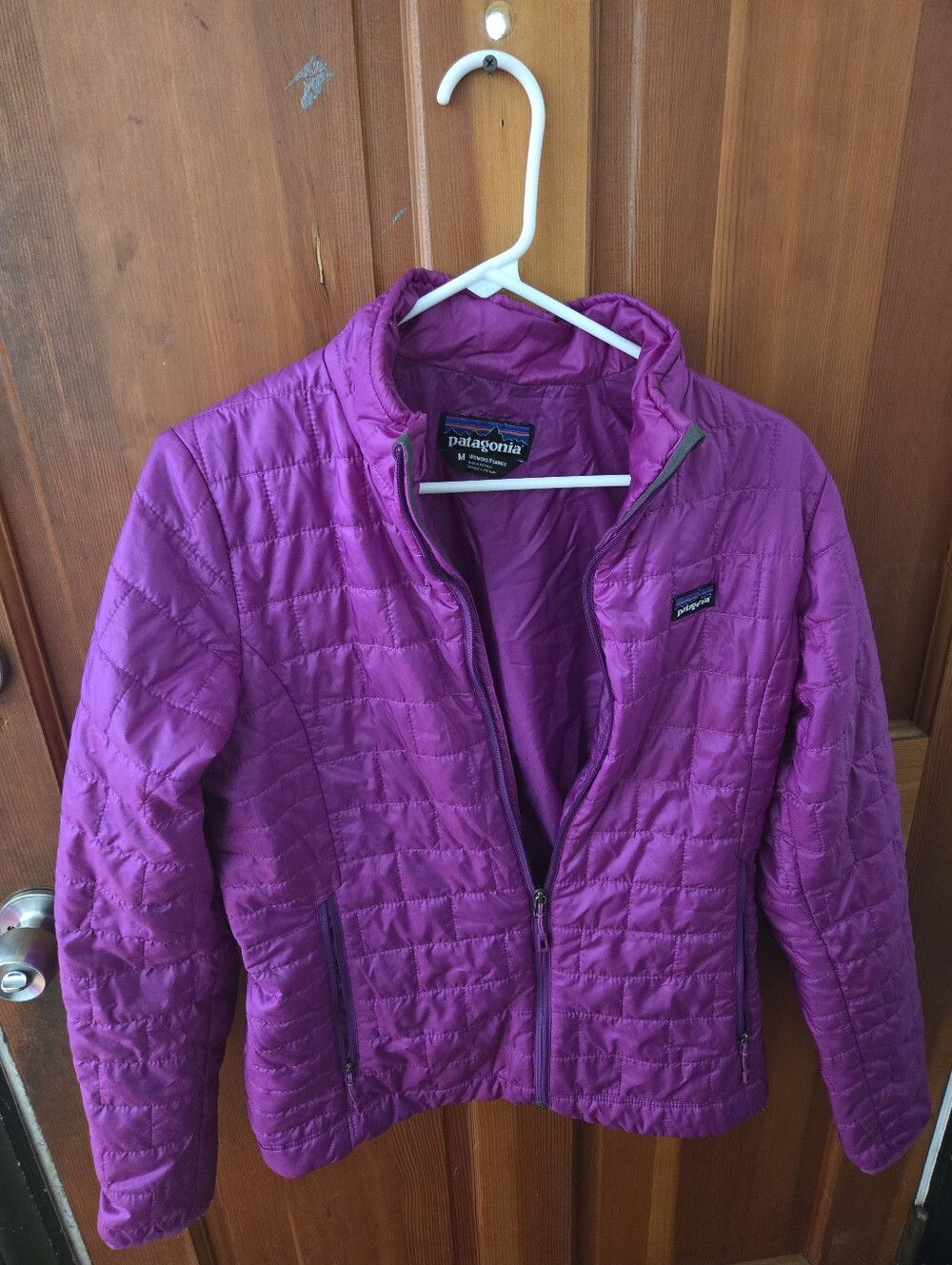 Patagonia Women's Quilted Puffer Jacket - Magenta - Picture 8 of 8